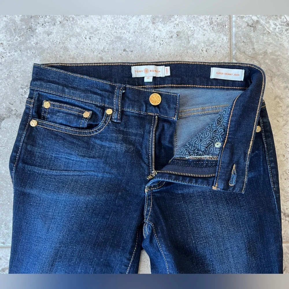 Tory Burch Super Skinny Jean, Dark Indigo Blue Wash, size 25